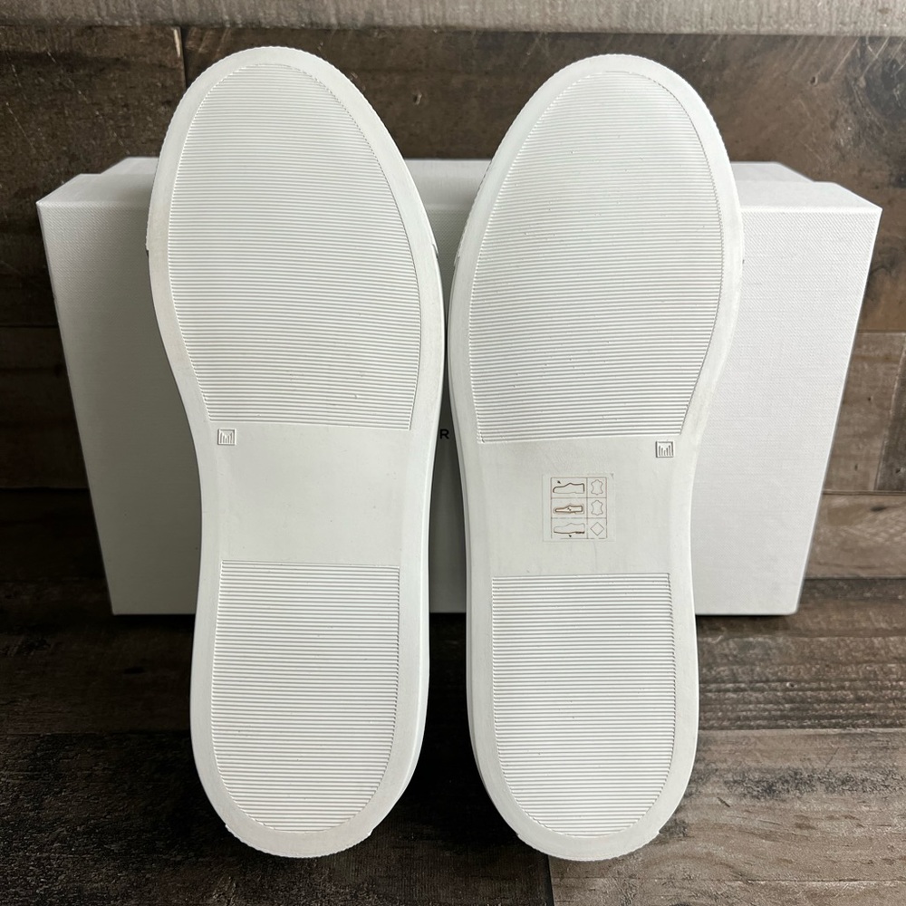 Woman’s Oliver Cabell low 1 size 6 US and size 36